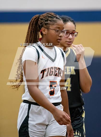 Thumbnail 3 in Gray's Creek vs South View (2023 Cumberland County Schools Holiday Classic Tournament) photogallery.