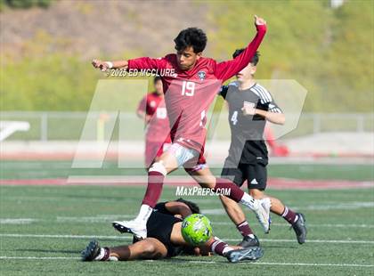 Thumbnail 2 in Paramount vs Torrance (South JV Holiday Tournament) photogallery.
