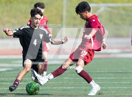 Thumbnail 1 in Paramount vs Torrance (South JV Holiday Tournament) photogallery.