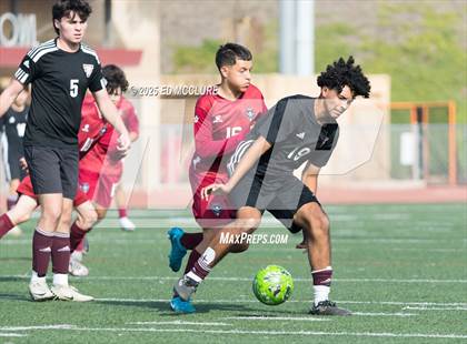 Thumbnail 1 in Paramount vs Torrance (South JV Holiday Tournament) photogallery.