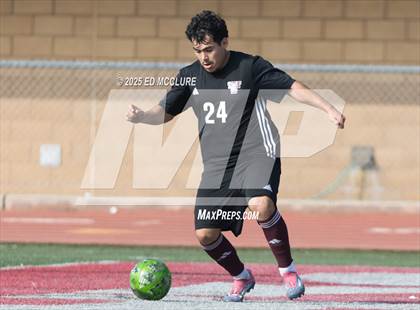 Thumbnail 3 in Paramount vs Torrance (South JV Holiday Tournament) photogallery.