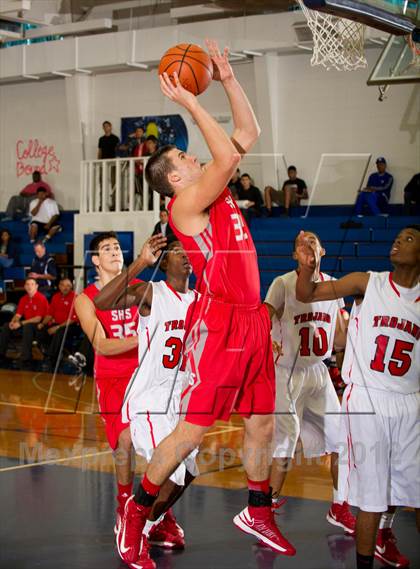 Thumbnail 3 in South Houston vs Sharyland (McDonald's Texas Invitational) photogallery.
