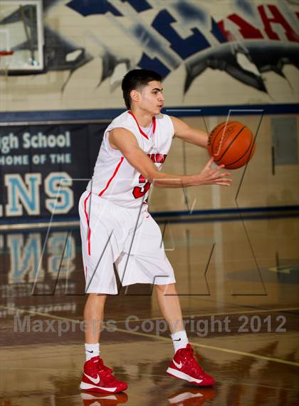 Thumbnail 2 in South Houston vs Sharyland (McDonald's Texas Invitational) photogallery.