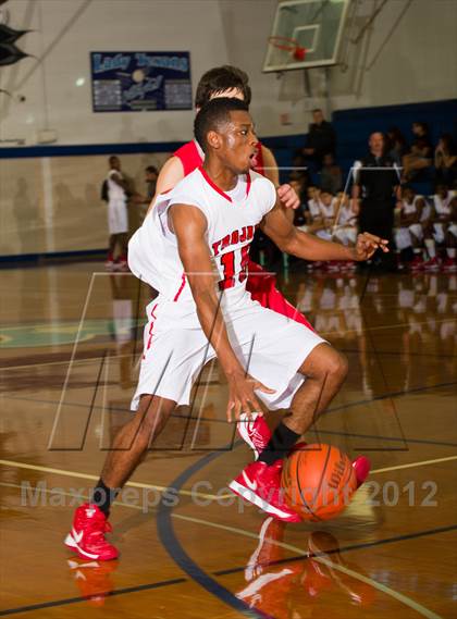 Thumbnail 1 in South Houston vs Sharyland (McDonald's Texas Invitational) photogallery.
