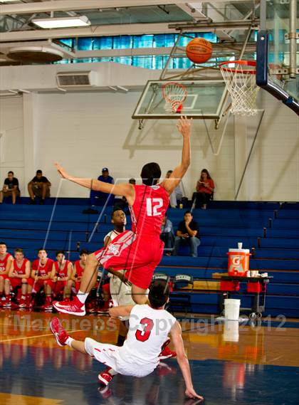 Thumbnail 1 in South Houston vs Sharyland (McDonald's Texas Invitational) photogallery.