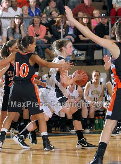 Thumbnail 2 in Clarion vs Keystone (PIAA District IX A Championship) photogallery.