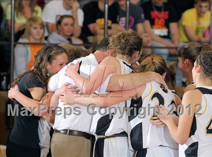 Thumbnail 1 in Clarion vs Keystone (PIAA District IX A Championship) photogallery.