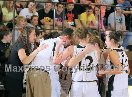 Thumbnail 2 in Clarion vs Keystone (PIAA District IX A Championship) photogallery.