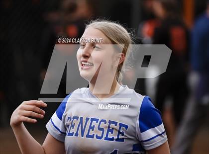 Thumbnail 3 in Genesee @ Kendrick photogallery.