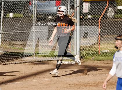 Thumbnail 3 in Genesee @ Kendrick photogallery.
