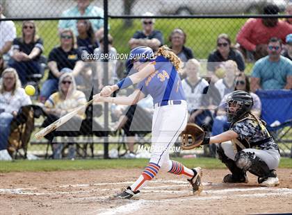 Thumbnail 3 in Chilton County vs Isabella (Chilton County Tournament) photogallery.