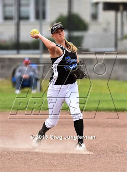 Thumbnail 1 in Analy vs. Sonoma Valley (SCL Semi Finals) photogallery.