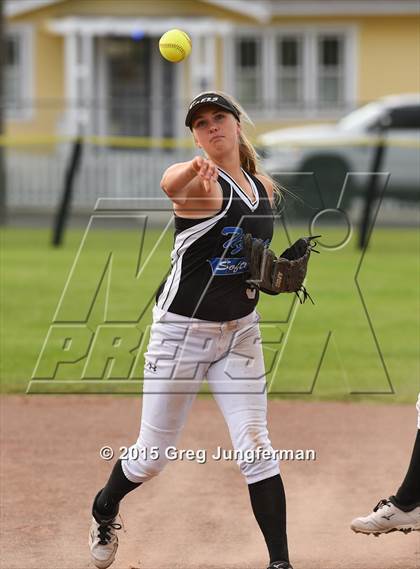 Thumbnail 2 in Analy vs. Sonoma Valley (SCL Semi Finals) photogallery.
