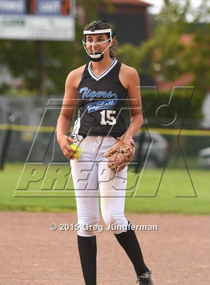 Thumbnail 3 in Analy vs. Sonoma Valley (SCL Semi Finals) photogallery.