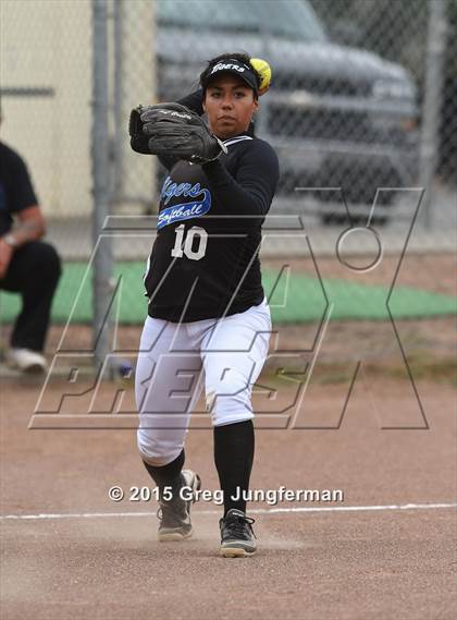 Thumbnail 1 in Analy vs. Sonoma Valley (SCL Semi Finals) photogallery.