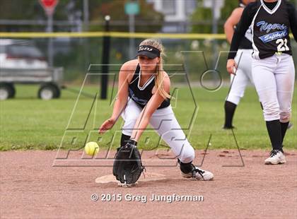 Thumbnail 2 in Analy vs. Sonoma Valley (SCL Semi Finals) photogallery.