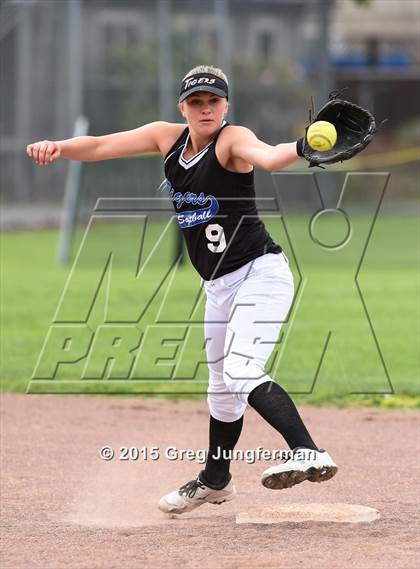 Thumbnail 3 in Analy vs. Sonoma Valley (SCL Semi Finals) photogallery.
