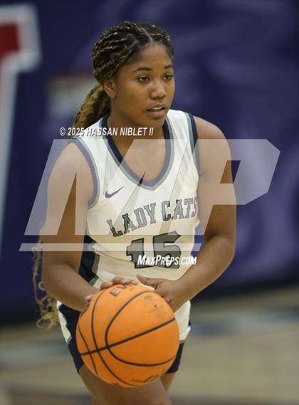 Thumbnail 3 in Gordon Central @ Woodland photogallery.