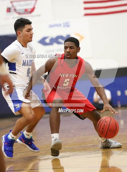 Thumbnail 1 in Newton-Conover @ Maiden (NCHSAA 2A 1st Round) photogallery.