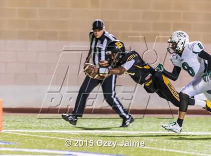 Thumbnail 3 in King vs. Brennan (UIL 6A Bi-District Playoff) photogallery.