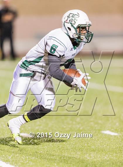 Thumbnail 1 in King vs. Brennan (UIL 6A Bi-District Playoff) photogallery.