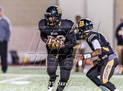Thumbnail 1 in King vs. Brennan (UIL 6A Bi-District Playoff) photogallery.