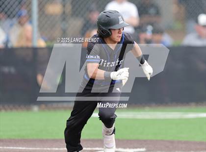 Thumbnail 3 in Valley vs. Alameda (CHSAA 3A Region 2) photogallery.