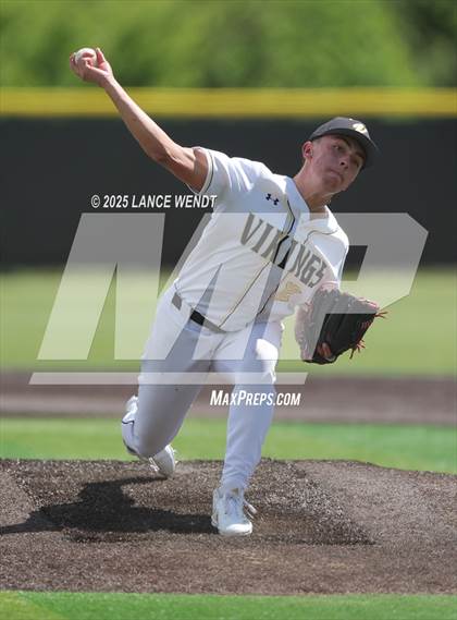 Thumbnail 2 in Valley vs. Alameda (CHSAA 3A Region 2) photogallery.