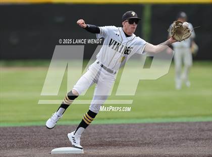 Thumbnail 3 in Valley vs. Alameda (CHSAA 3A Region 2) photogallery.