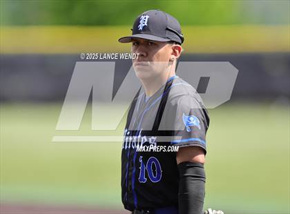 Thumbnail 2 in Valley vs. Alameda (CHSAA 3A Region 2) photogallery.