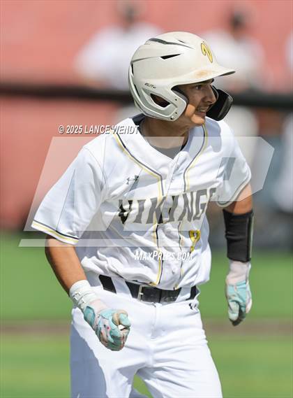 Thumbnail 2 in Valley vs. Alameda (CHSAA 3A Region 2) photogallery.