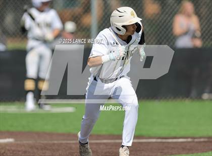 Thumbnail 2 in Valley vs. Alameda (CHSAA 3A Region 2) photogallery.