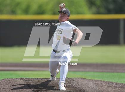 Thumbnail 3 in Valley vs. Alameda (CHSAA 3A Region 2) photogallery.