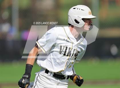 Thumbnail 2 in Valley vs. Alameda (CHSAA 3A Region 2) photogallery.