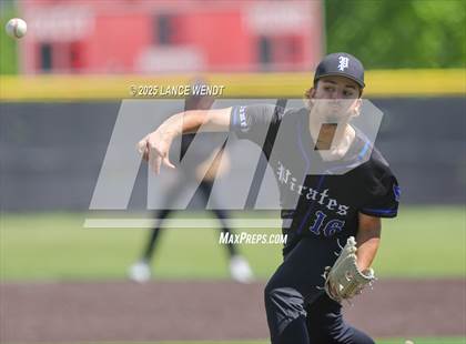 Thumbnail 1 in Valley vs. Alameda (CHSAA 3A Region 2) photogallery.
