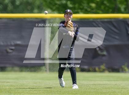 Thumbnail 2 in Valley vs. Alameda (CHSAA 3A Region 2) photogallery.