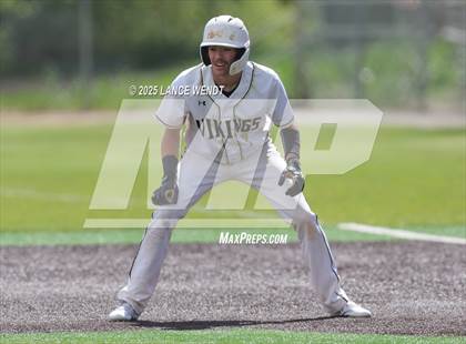 Thumbnail 1 in Valley vs. Alameda (CHSAA 3A Region 2) photogallery.
