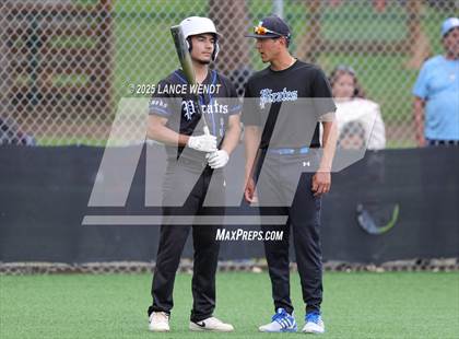 Thumbnail 2 in Valley vs. Alameda (CHSAA 3A Region 2) photogallery.