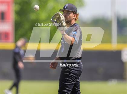 Thumbnail 2 in Valley vs. Alameda (CHSAA 3A Region 2) photogallery.