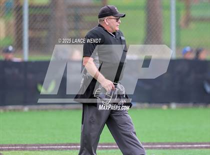 Thumbnail 2 in Valley vs. Alameda (CHSAA 3A Region 2) photogallery.