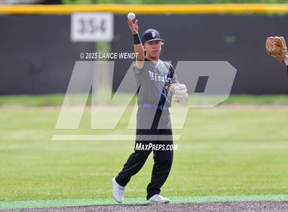 Thumbnail 1 in Valley vs. Alameda (CHSAA 3A Region 2) photogallery.