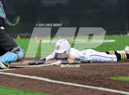 Thumbnail 3 in Valley vs. Alameda (CHSAA 3A Region 2) photogallery.