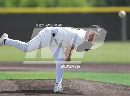 Thumbnail 2 in Valley vs. Alameda (CHSAA 3A Region 2) photogallery.