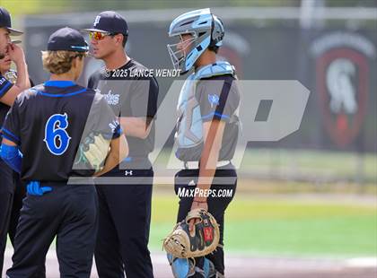 Thumbnail 2 in Valley vs. Alameda (CHSAA 3A Region 2) photogallery.