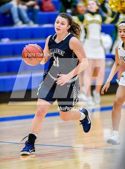 Thumbnail 3 in Bellarmine Prep vs. Kentridge (WIAA 4A Regional Playoff) photogallery.