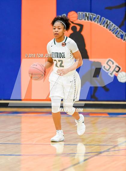 Thumbnail 3 in Bellarmine Prep vs. Kentridge (WIAA 4A Regional Playoff) photogallery.