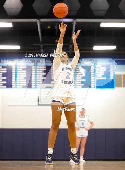 Thumbnail 2 in Bishop Grimes vs West Genesee photogallery.