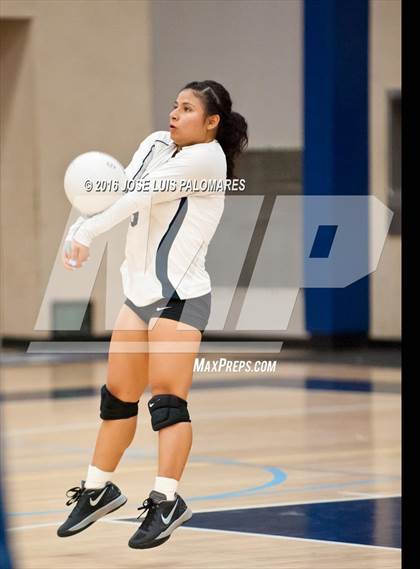 Thumbnail 1 in Barstow @ Silverado photogallery.
