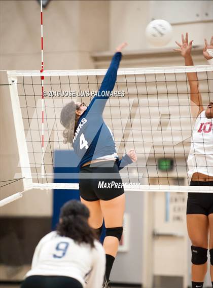 Thumbnail 3 in Barstow @ Silverado photogallery.