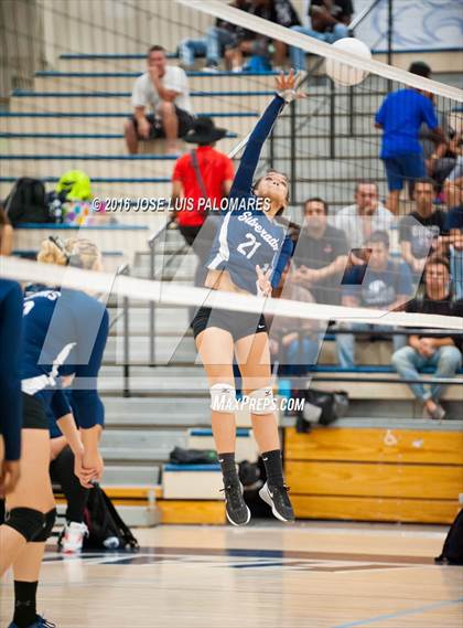 Thumbnail 3 in Barstow @ Silverado photogallery.